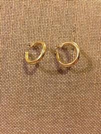 Schnacks gold loop earrings         202//269